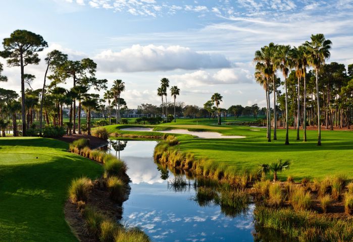 Things To Do at an Oakland Golf Club